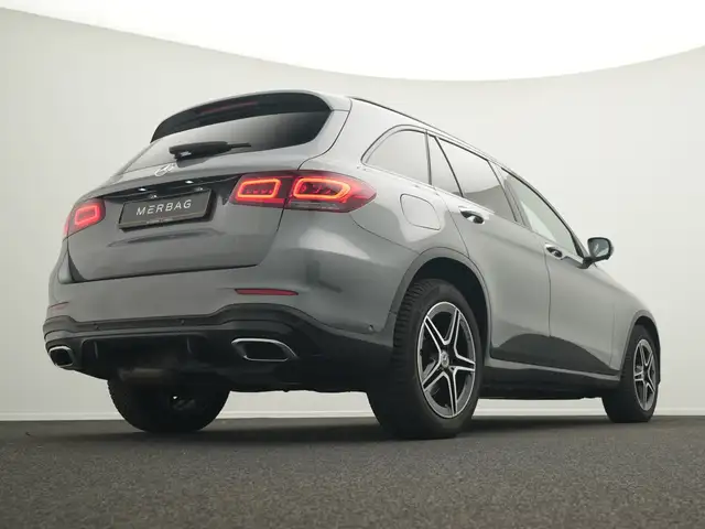 Mercedes-Benz GLC view 11
