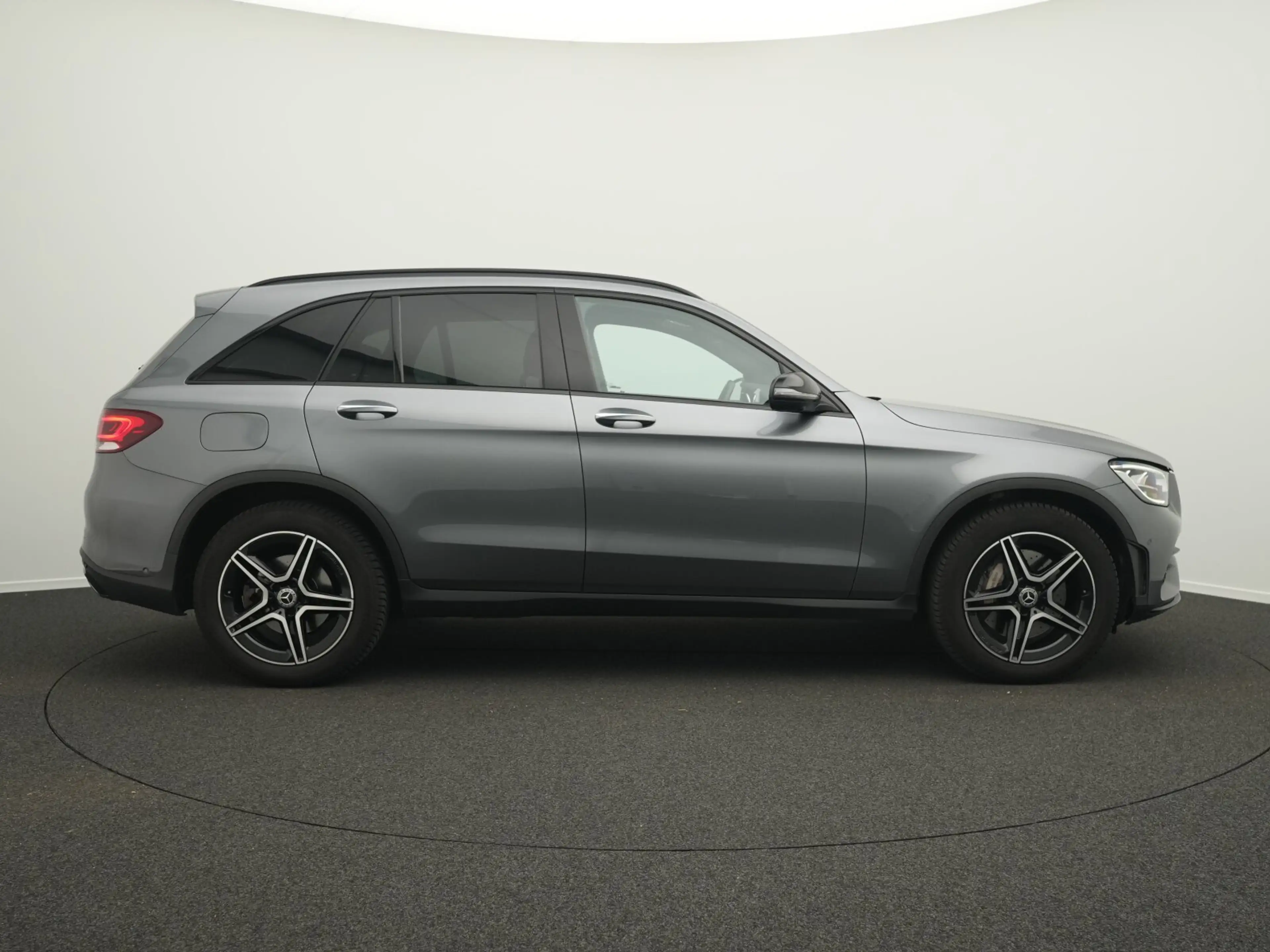Mercedes-Benz GLC 400 GLC 400 d 4MATIC  AMG Line AMG-Line Interieur/LED — photo 5