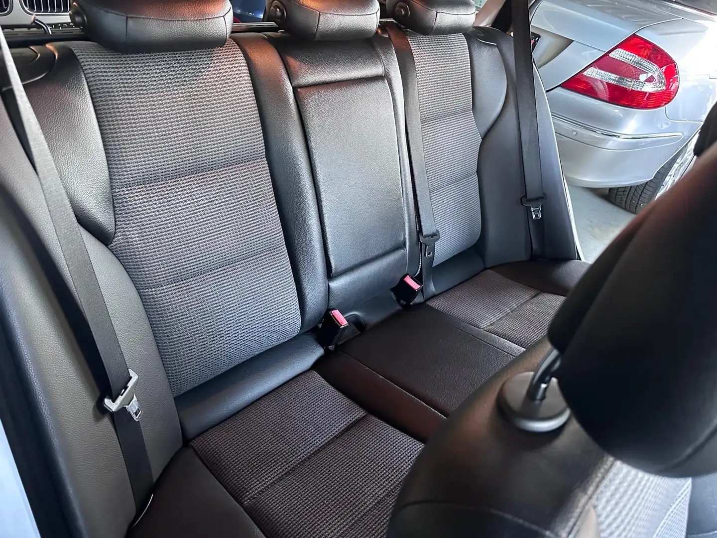 Mercedes-Benz C 180 C 180 T Kompressor Sport Edition Grau - 2