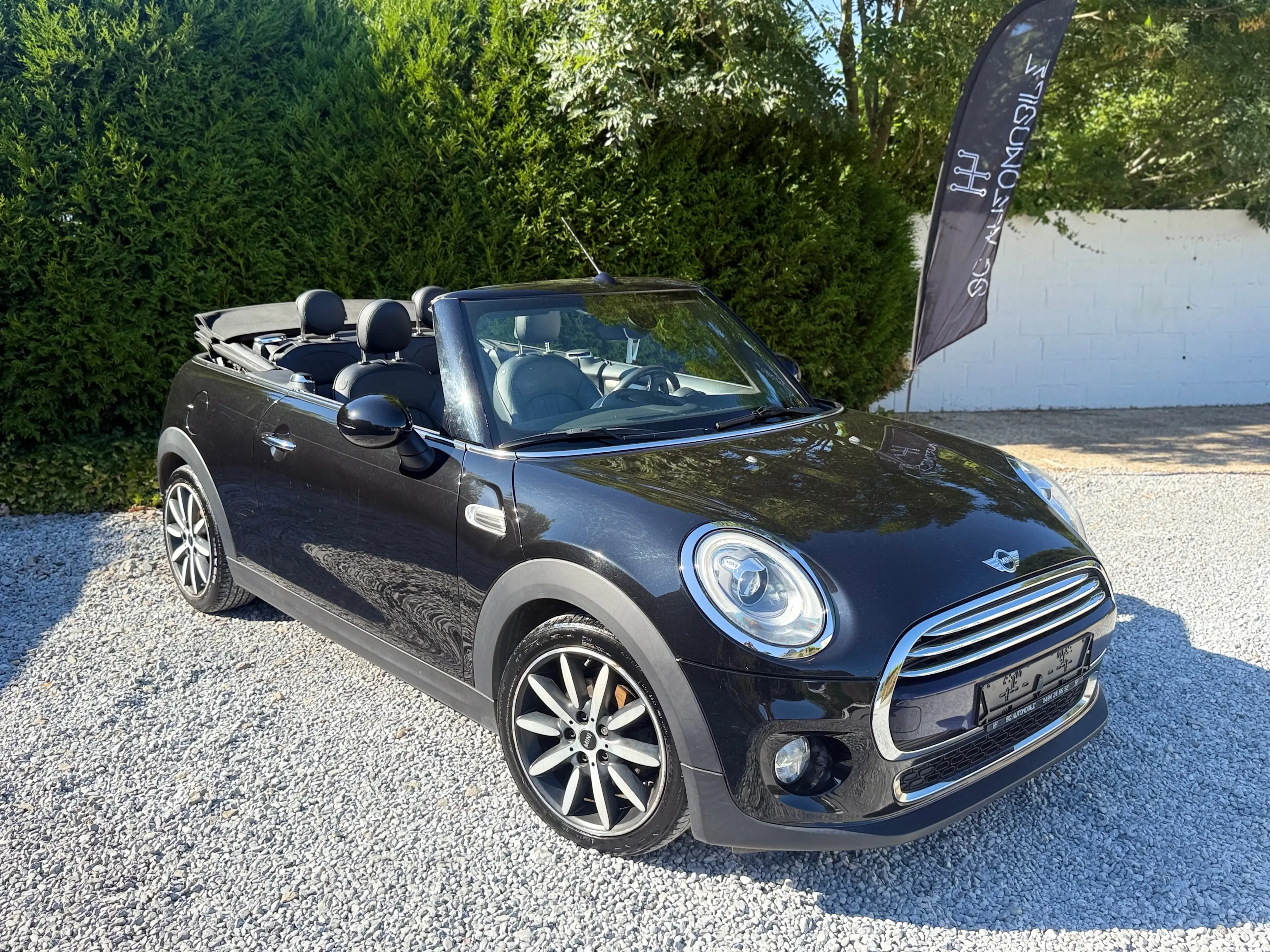 MINI Cooper D Cabrio Mini Cabriolet 1.5 D Cooper , cuir , navi , capteur , GARANTIE 12 mois — photo 2