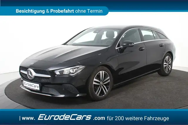 Mercedes-Benz CLA 180 *1.Hand*T Leder*Kamera*Navi*SHZ*