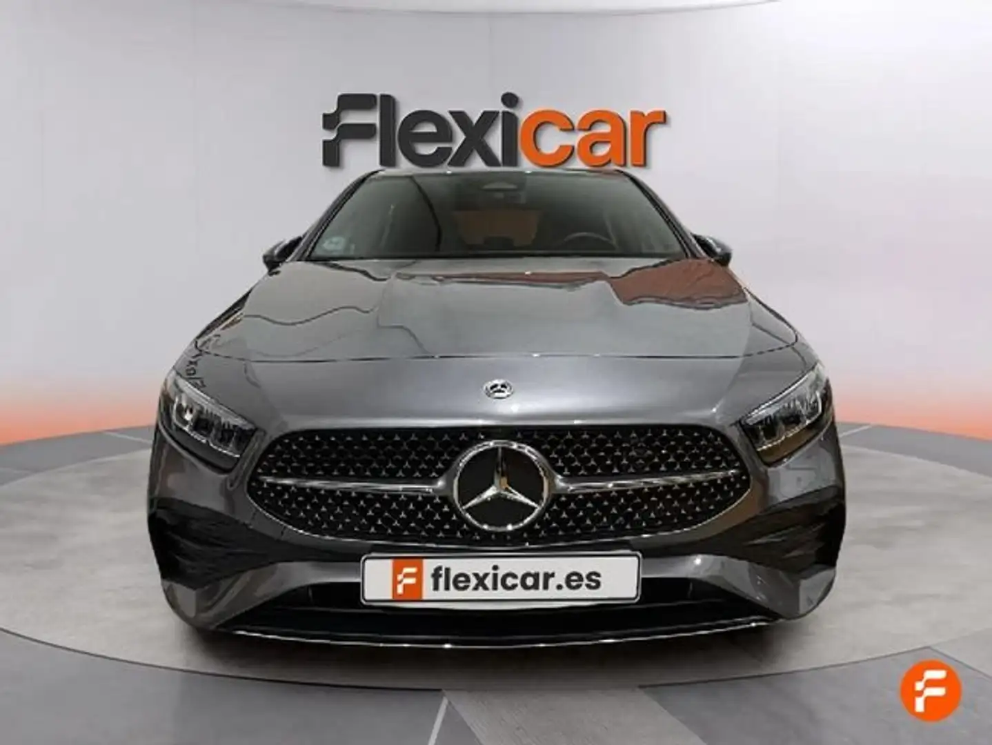 Mercedes-Benz A 200 d Gris - 2