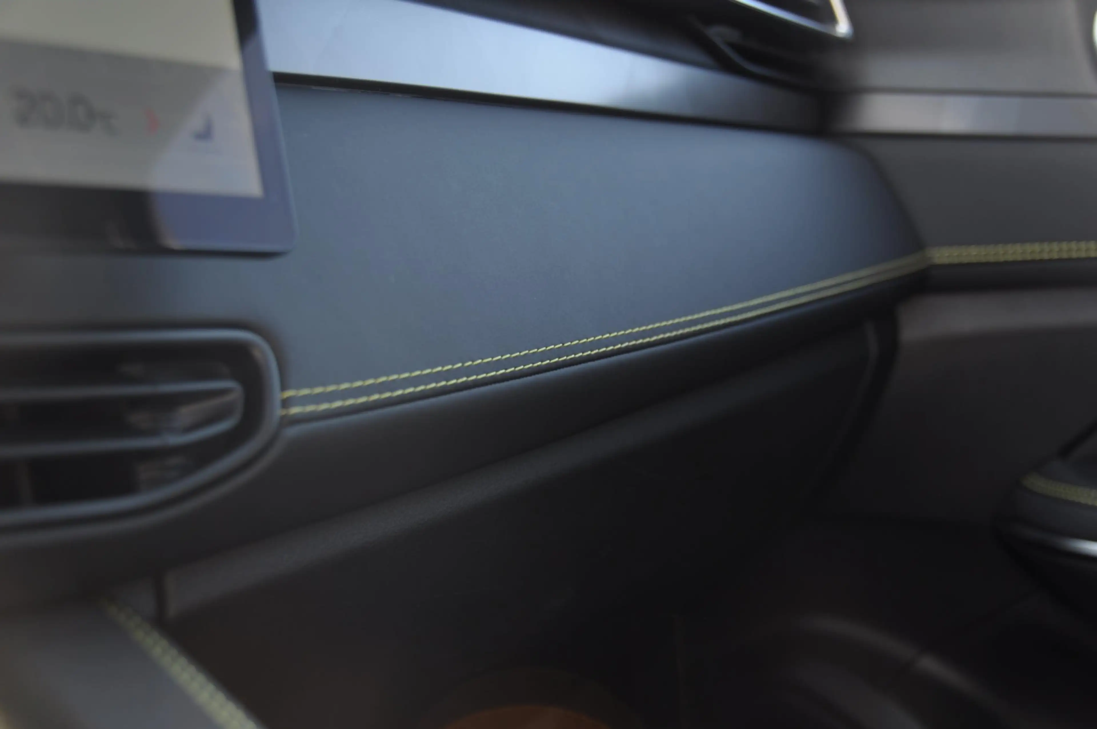 Lynk & Co 01 276PK Automaat More / Adaptive cruise control / Le — photo 29