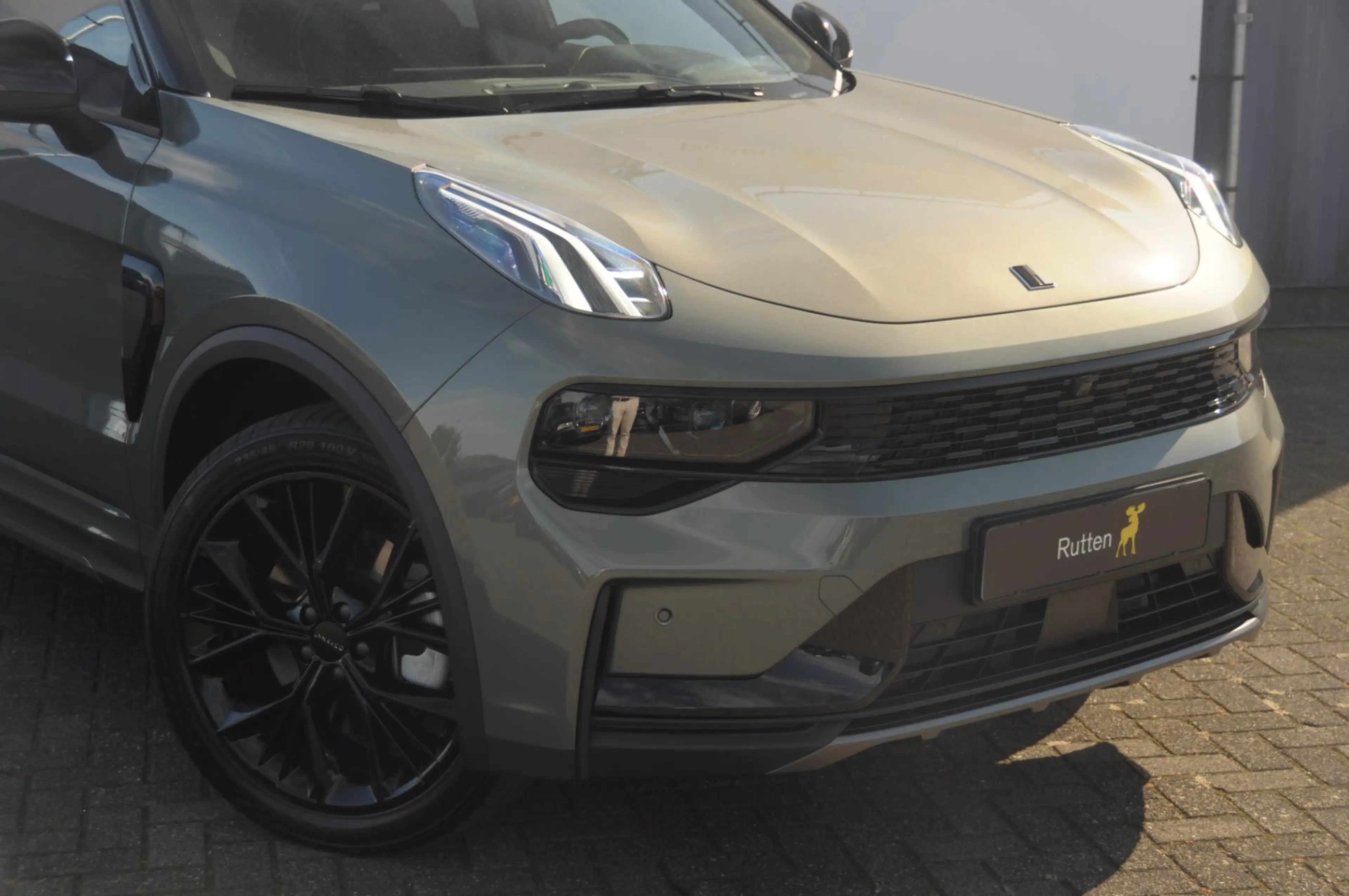 Lynk & Co 01 276PK Automaat More / Adaptive cruise control / Le — photo 17