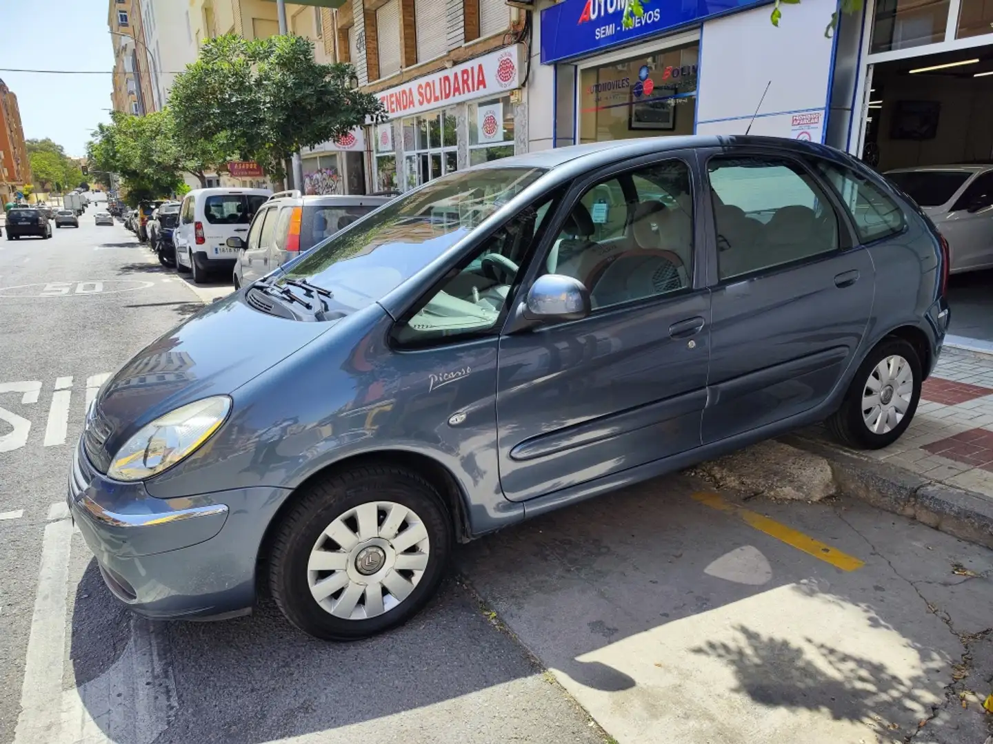 Citroen Xsara Picasso 1.6HDi SX 92 Gris - 1