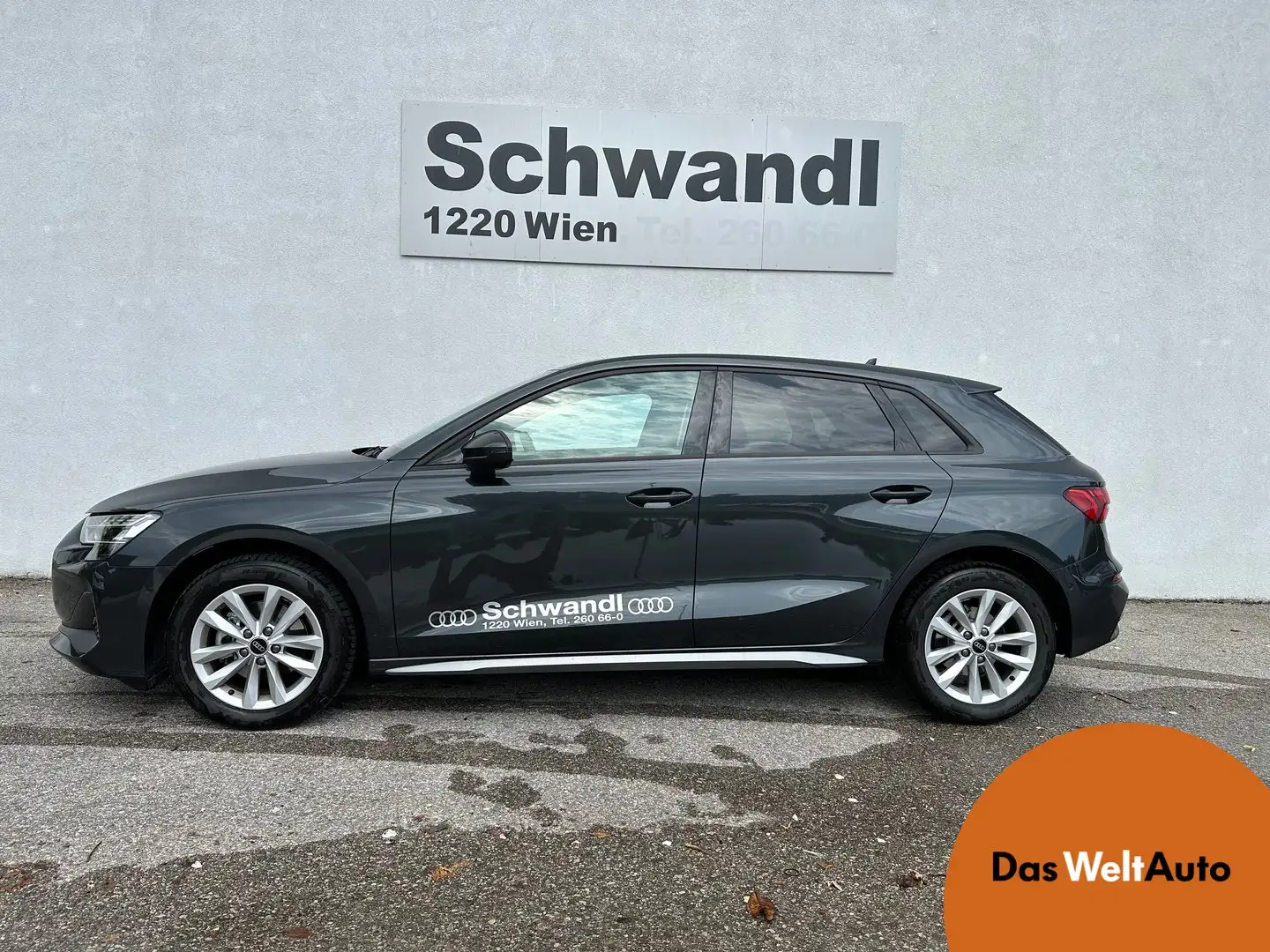 Audi A3 30 TFSI Gris - 1