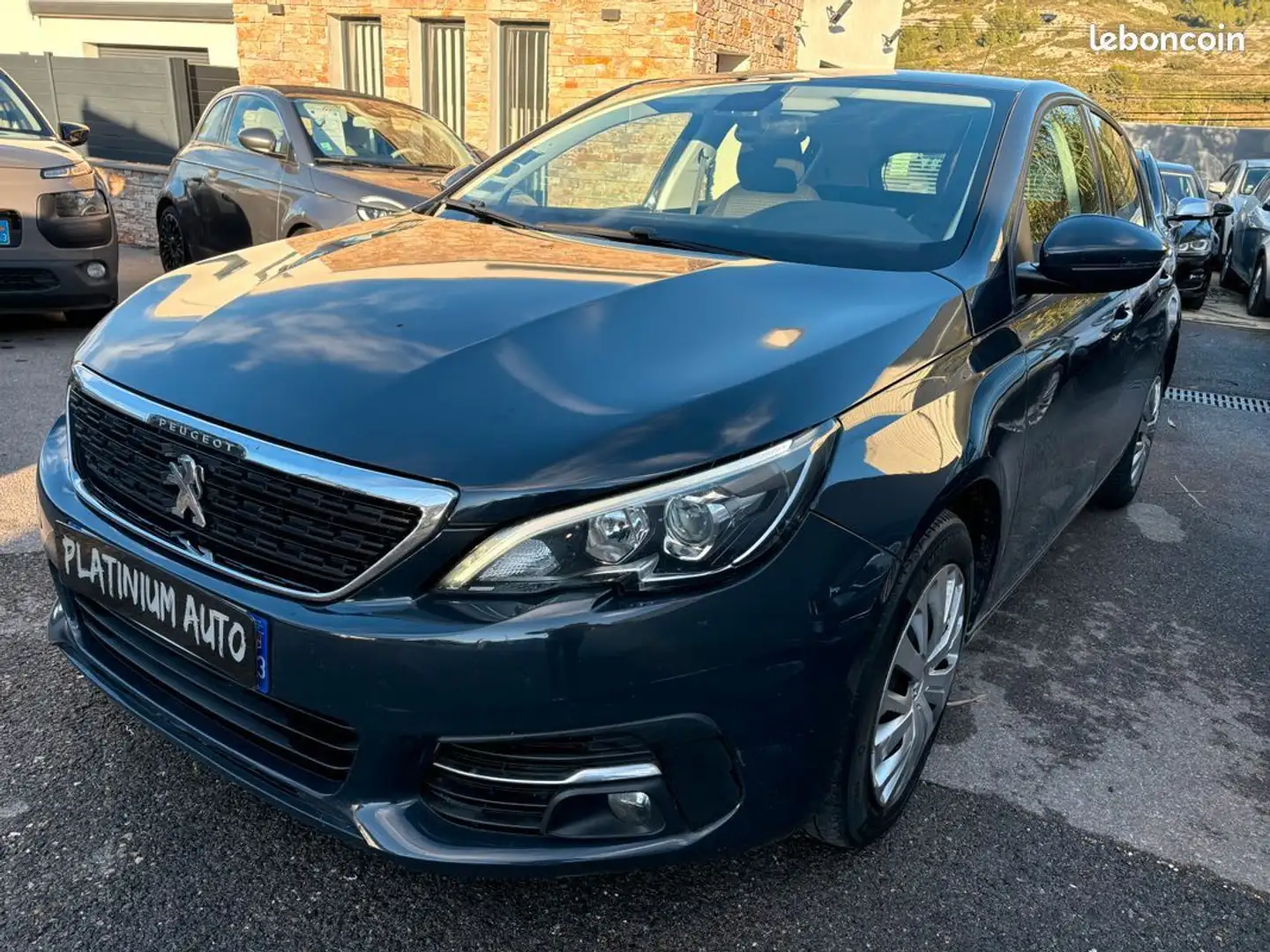 Peugeot 308 II (2) 1.6 Bluehdi 100 Pack Clim Nav VASP Grau - 1