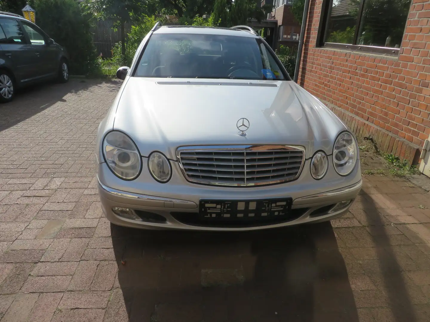 Mercedes-Benz E 240 - 1