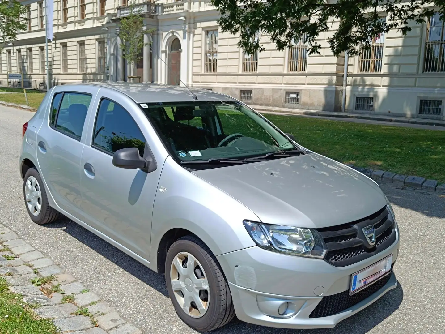 Dacia Sandero Sandero Ambiance 1,2 16V 75 Ambiance Gri - 1