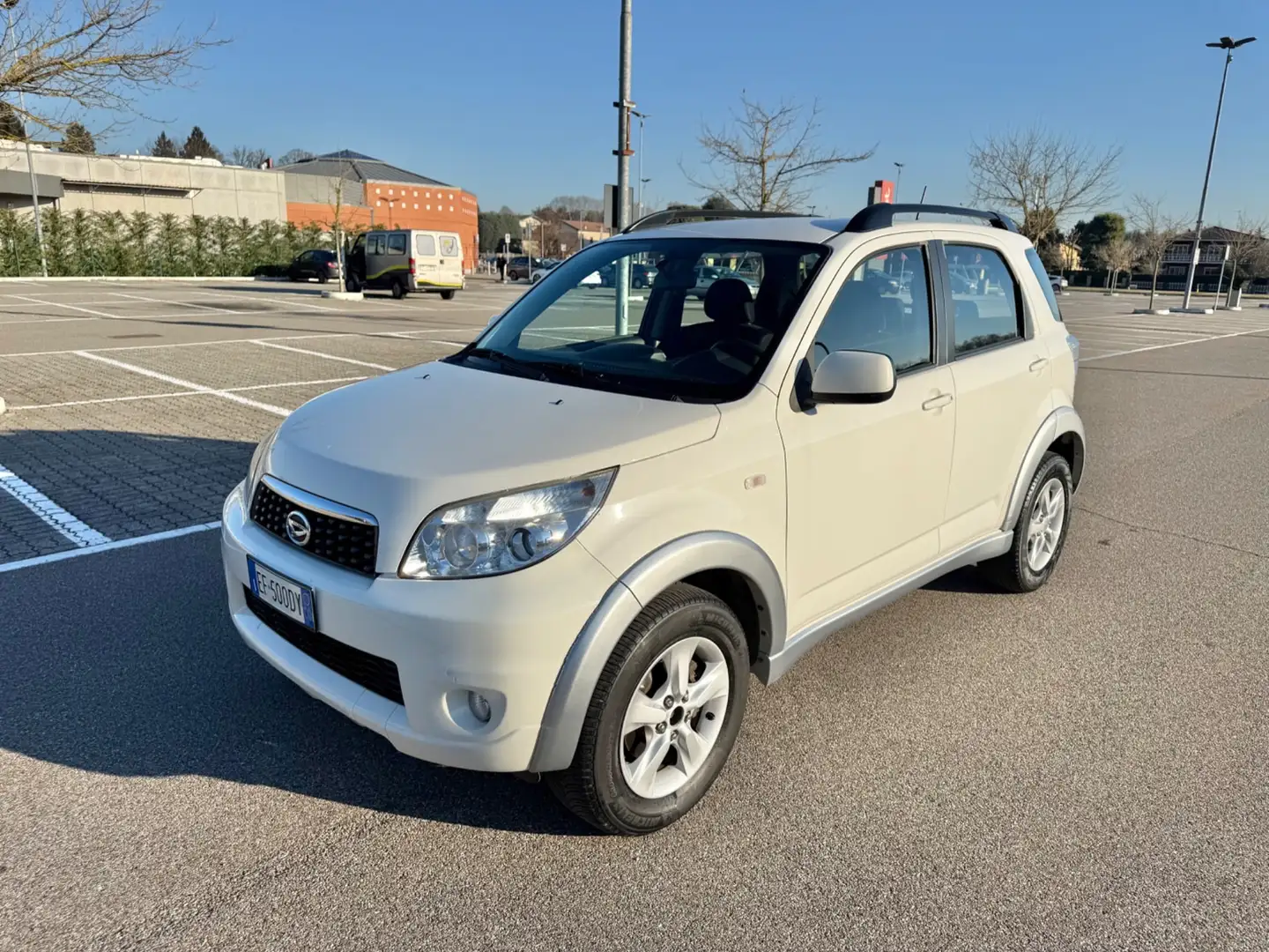 Daihatsu Terios 1.5 4WD 102Cv*Clima aut*Cerchi*Aux* Blanc - 1