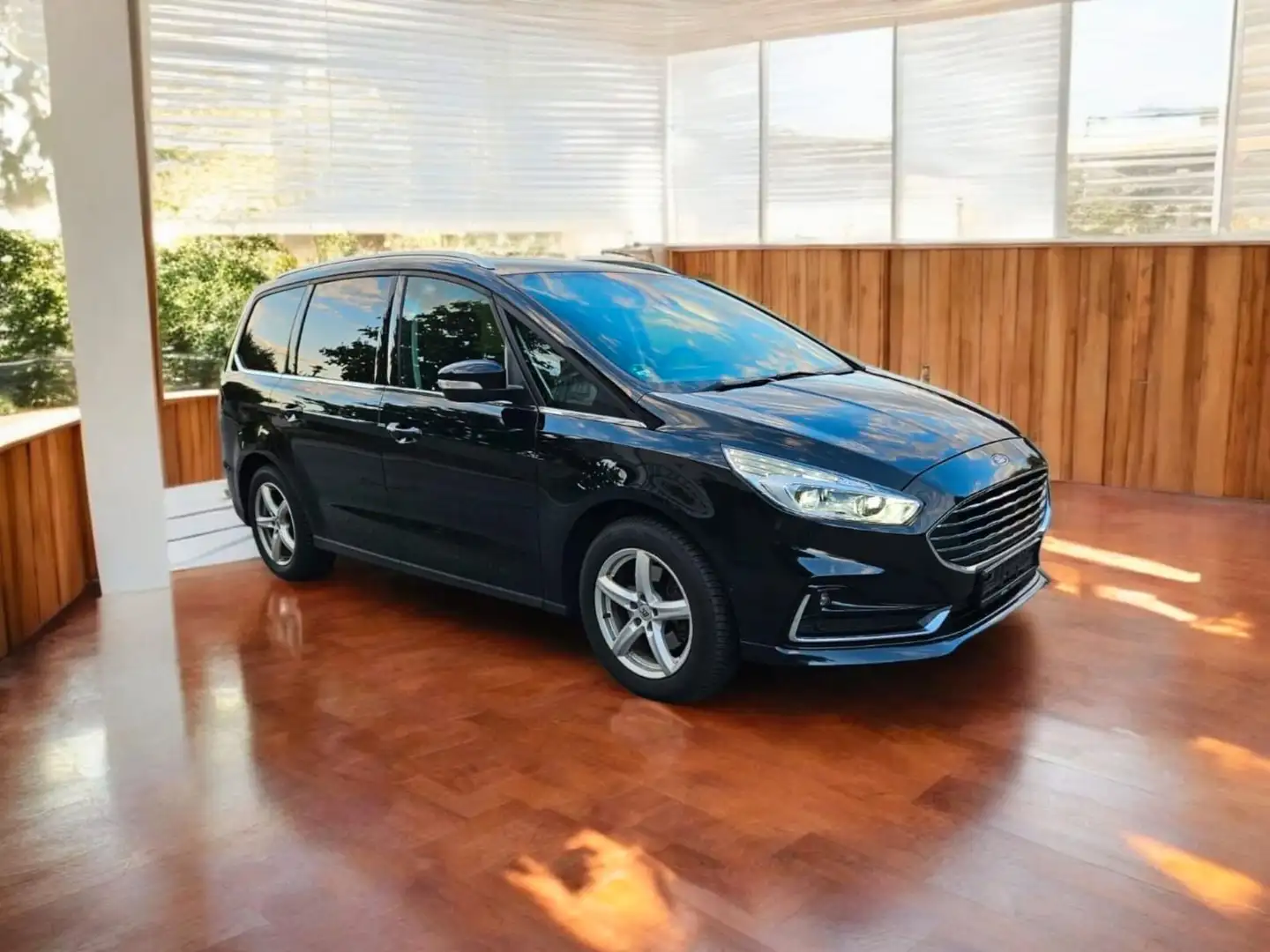 Ford Galaxy Titanium,RFK,7-Sitze,StdH,,Keyles,LED,AHK Schwarz - 1