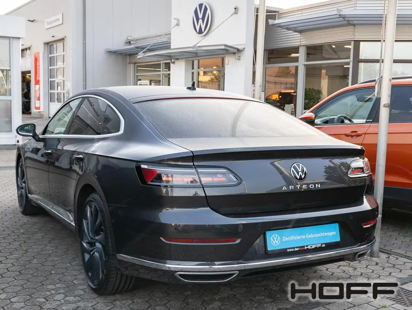 Volkswagen Arteon 2.0 TSI DSG Elegance AHK Pano DCC Standheiz. Matri Grau - 2