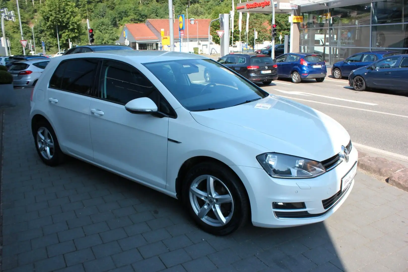 Volkswagen Golf VII Lim. Lounge 1.2 TSI PDC,Climatronic,SHZ Bianco - 2