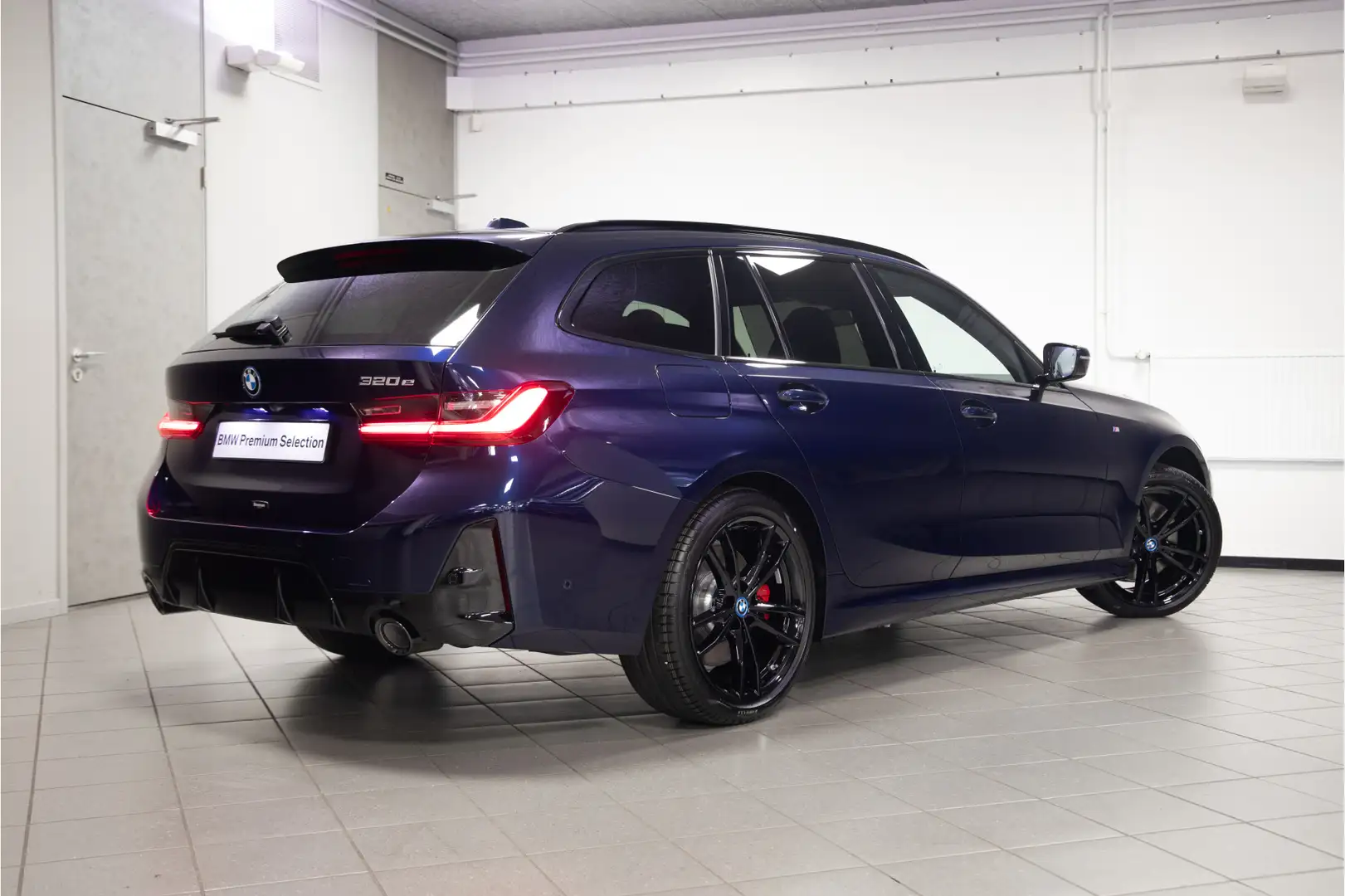 BMW 320 3 Serie Touring 320e M Sport Pro Blu/Azzurro - 2