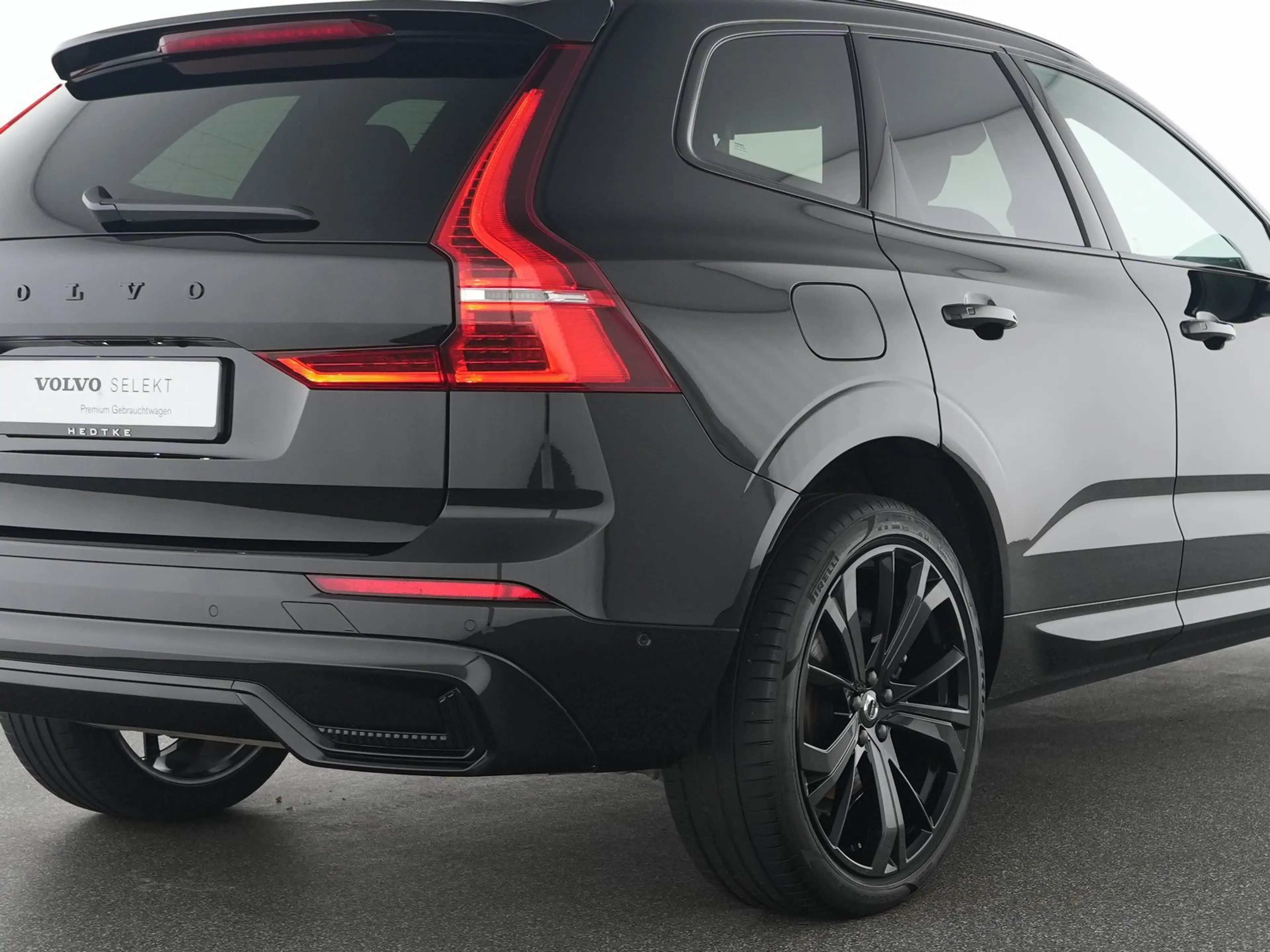 Volvo XC60 T8 AWD Plus Black Edition 360°KAMERA*ACC* — photo 10