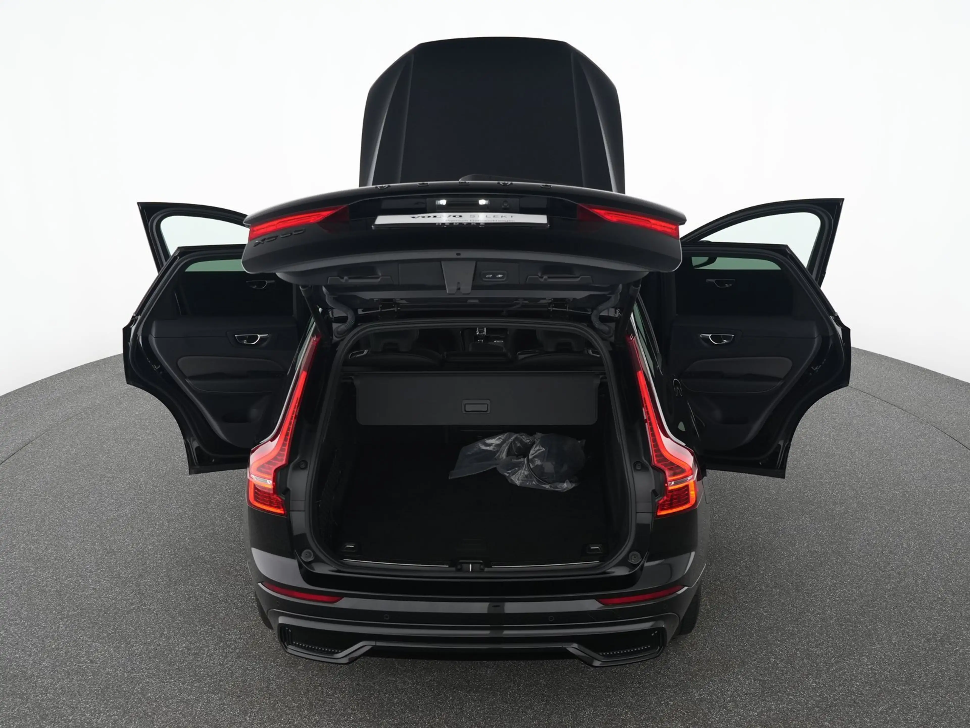 Volvo XC60 T8 AWD Plus Black Edition 360°KAMERA*ACC* — photo 14