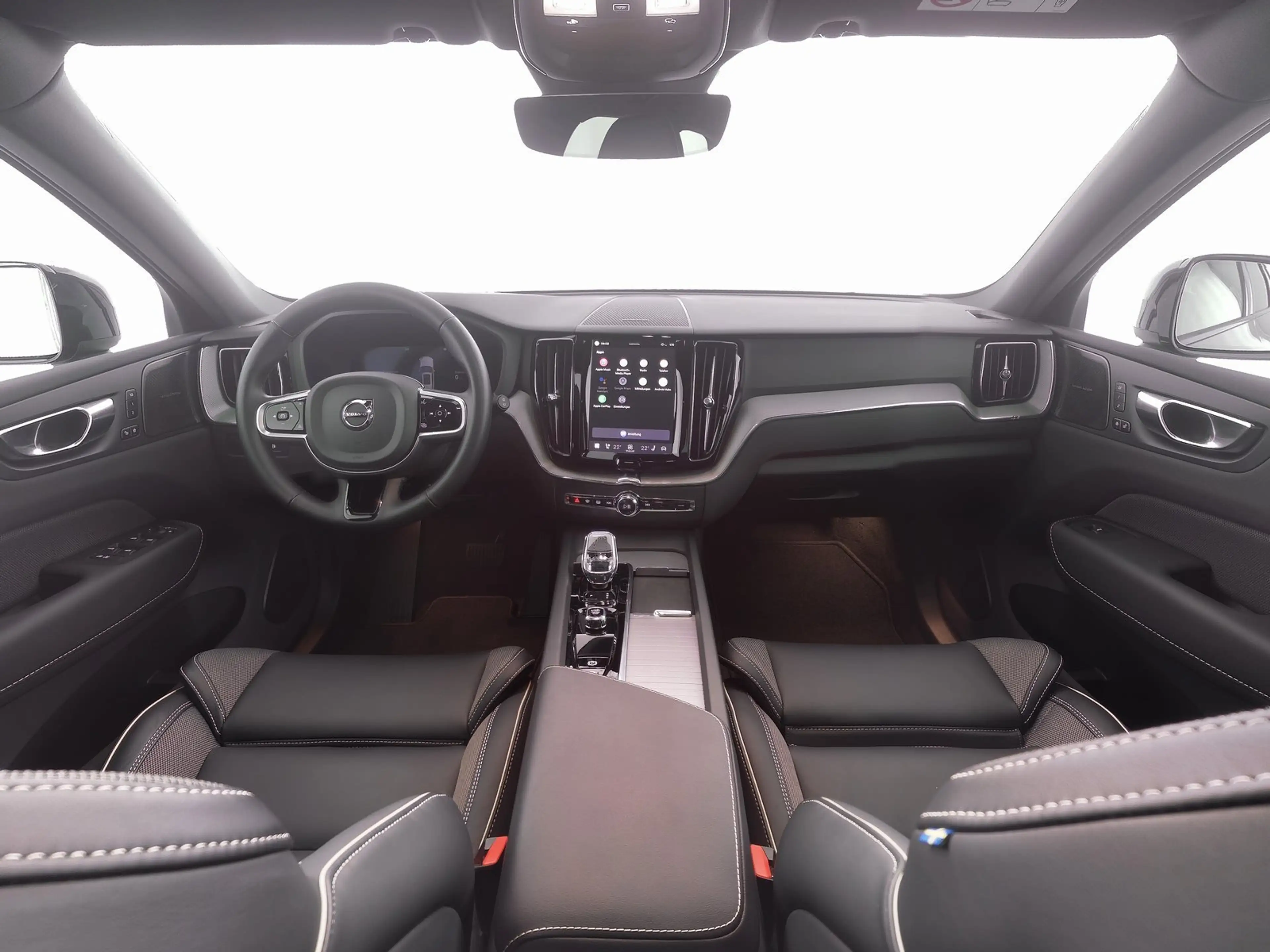 Volvo XC60 T8 AWD Plus Black Edition 360°KAMERA*ACC* — photo 3