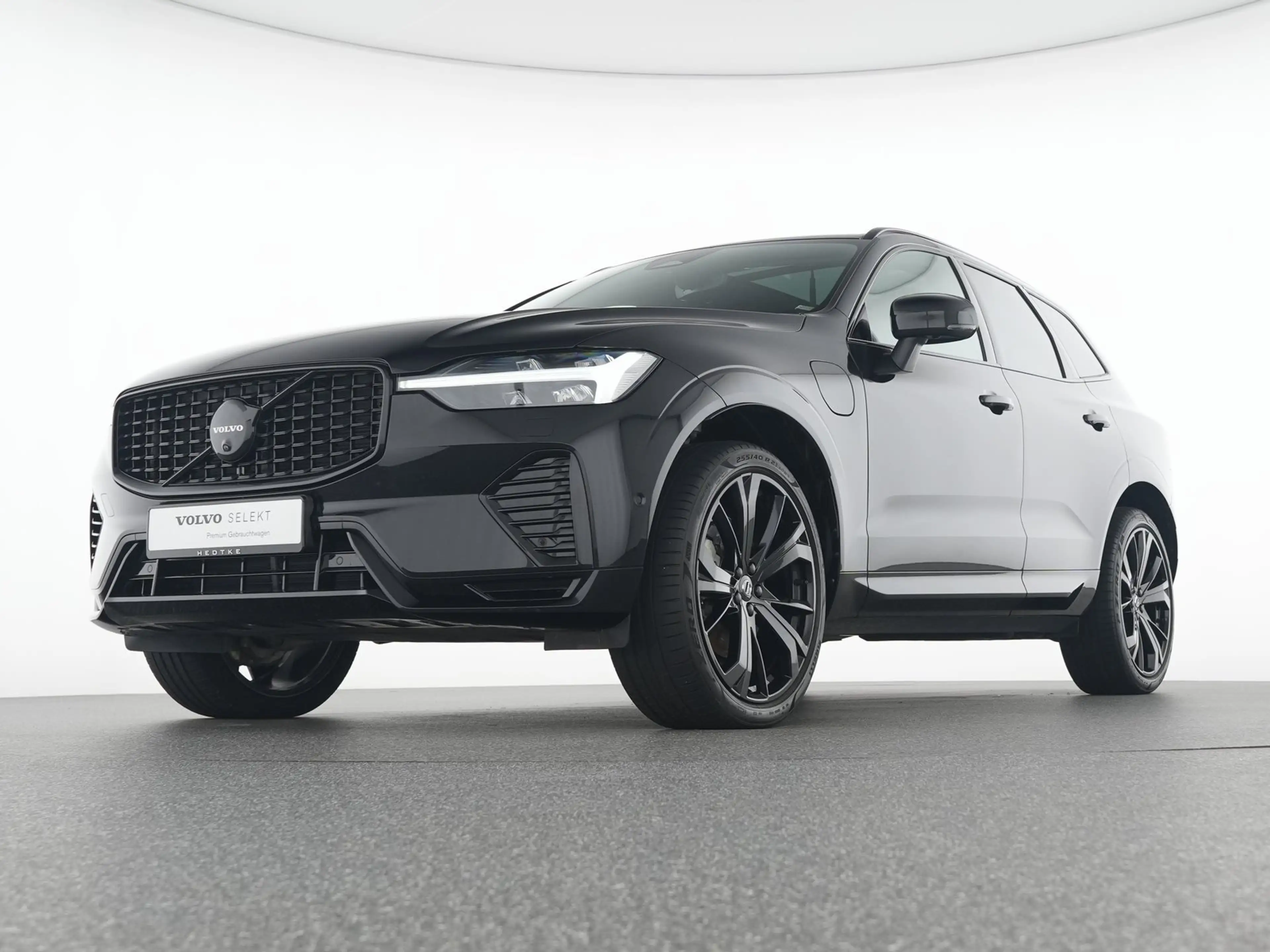 Volvo XC60 T8 AWD Plus Black Edition 360°KAMERA*ACC* — photo 7