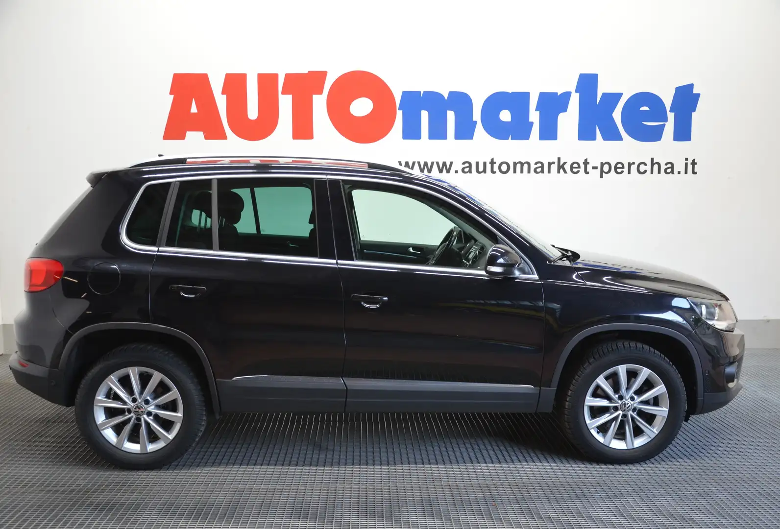 Volkswagen Tiguan 2.0 TDI 4Motion Sport&Style Nero - 1