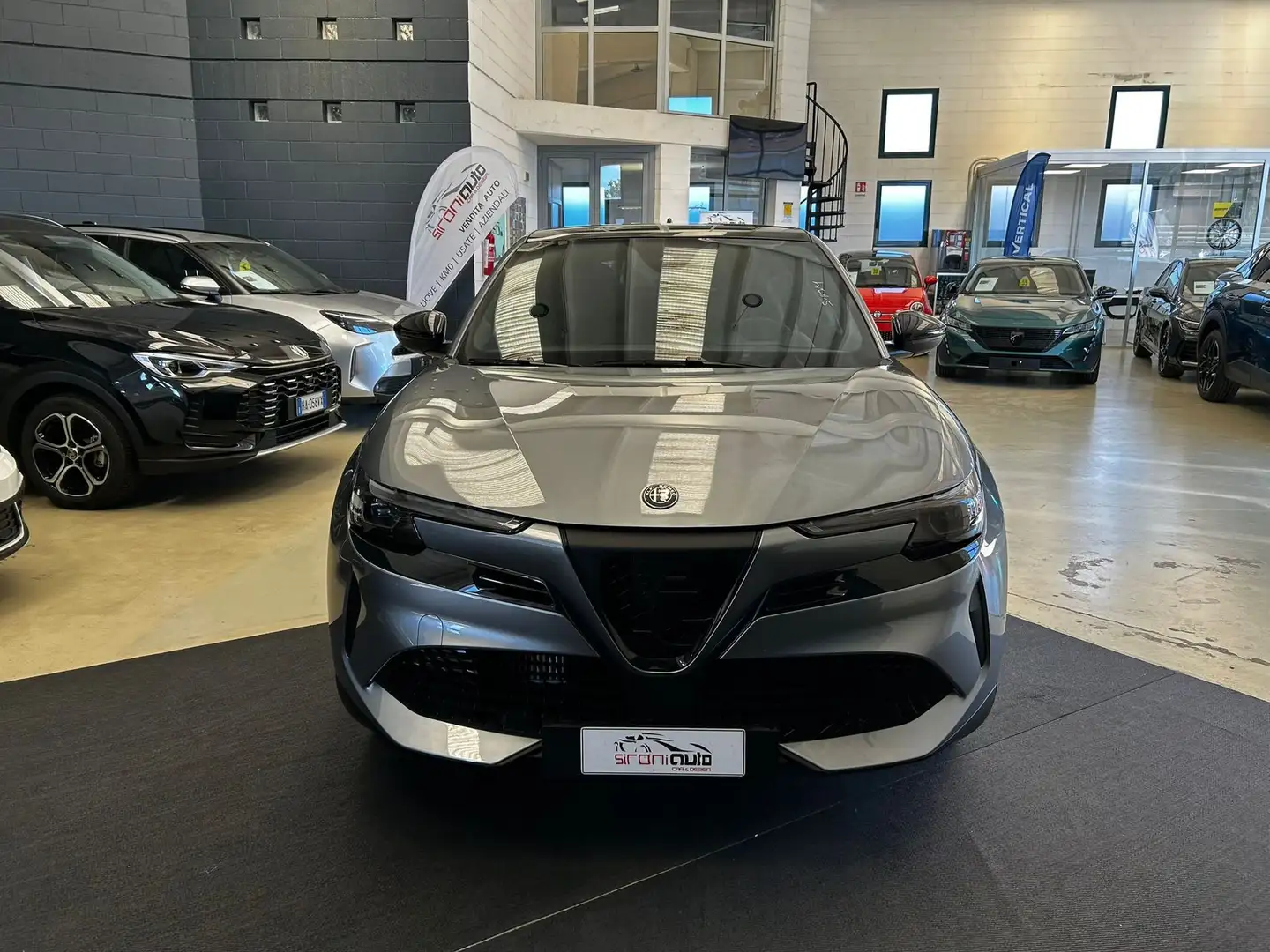Alfa Romeo Junior Junior 1.2 145 CV Hybrid eDCT6 Speciale + TETTO A Grigio - 2