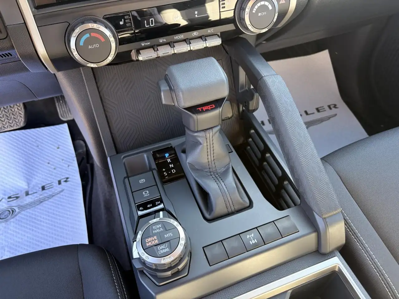Toyota Tacoma снимка Toyota Tacoma