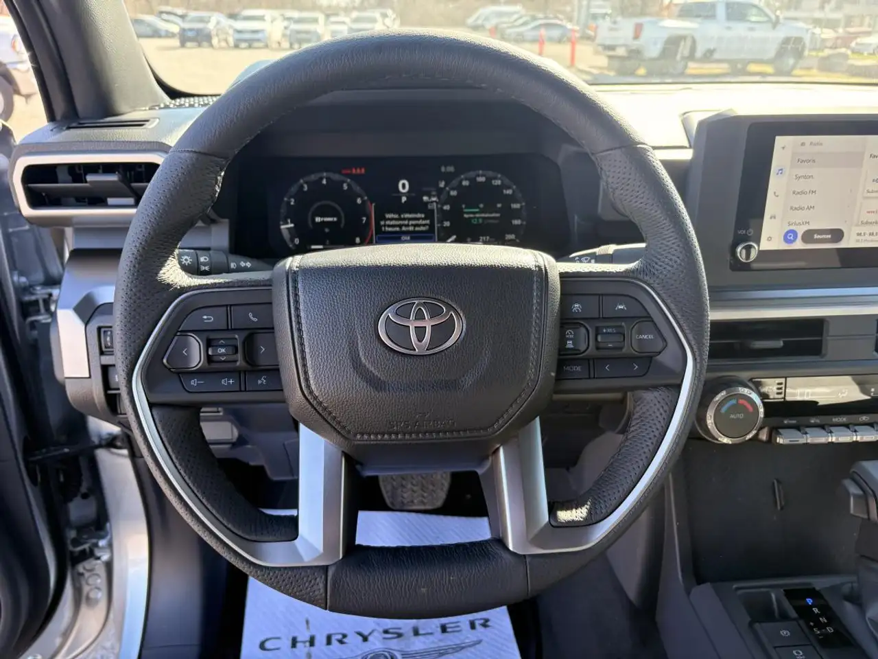 Toyota Tacoma снимка Toyota Tacoma