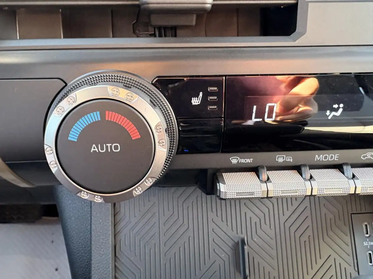 Toyota Tacoma снимка Toyota Tacoma