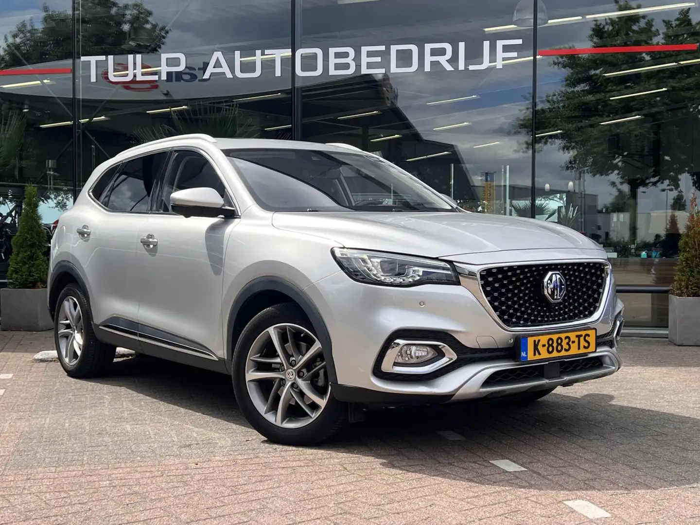 MG EHS 1.5 TGDI Luxury Clima Cruise Pano Standkachel NAP Gris - 2