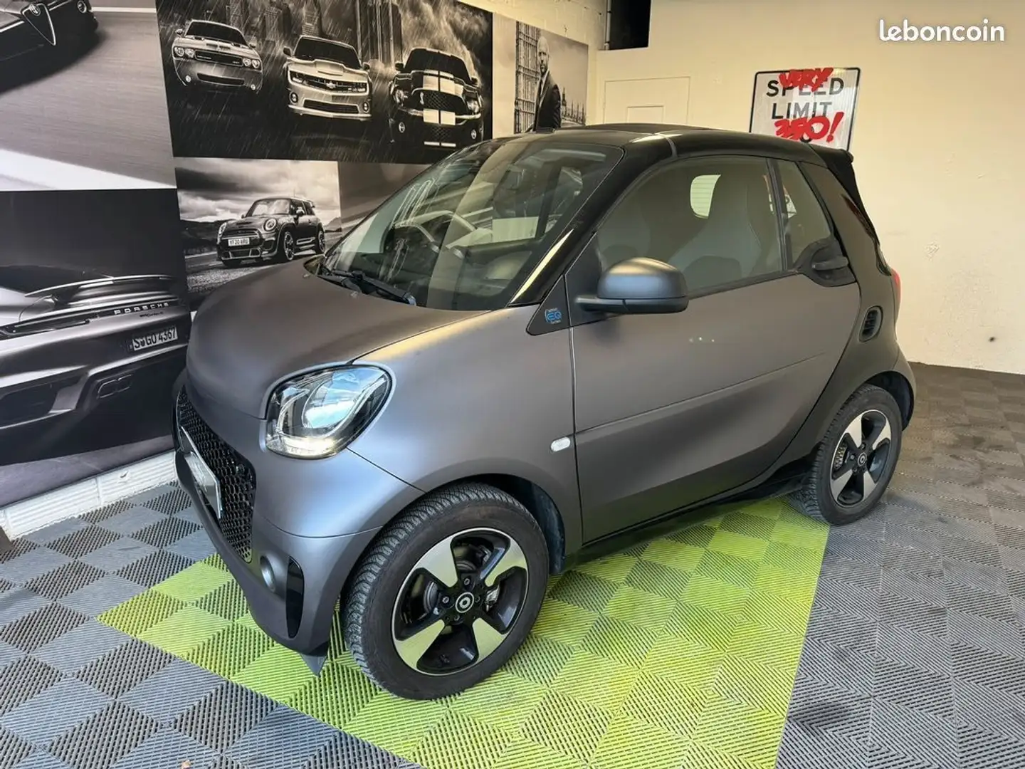 smart forTwo cabriolet EQ 82cv passion Gris - 1
