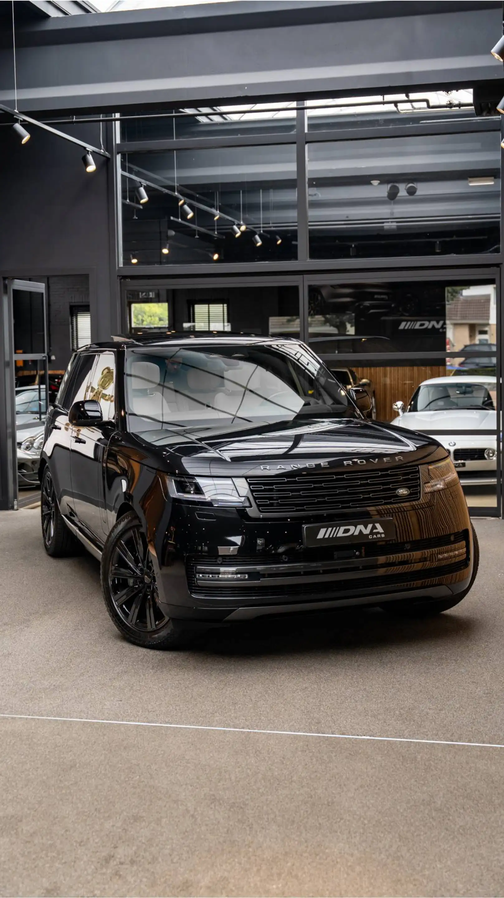 Land Rover Range Rover P550e Autobiography Koelbox Trekhaak Comfortseats — photo 18