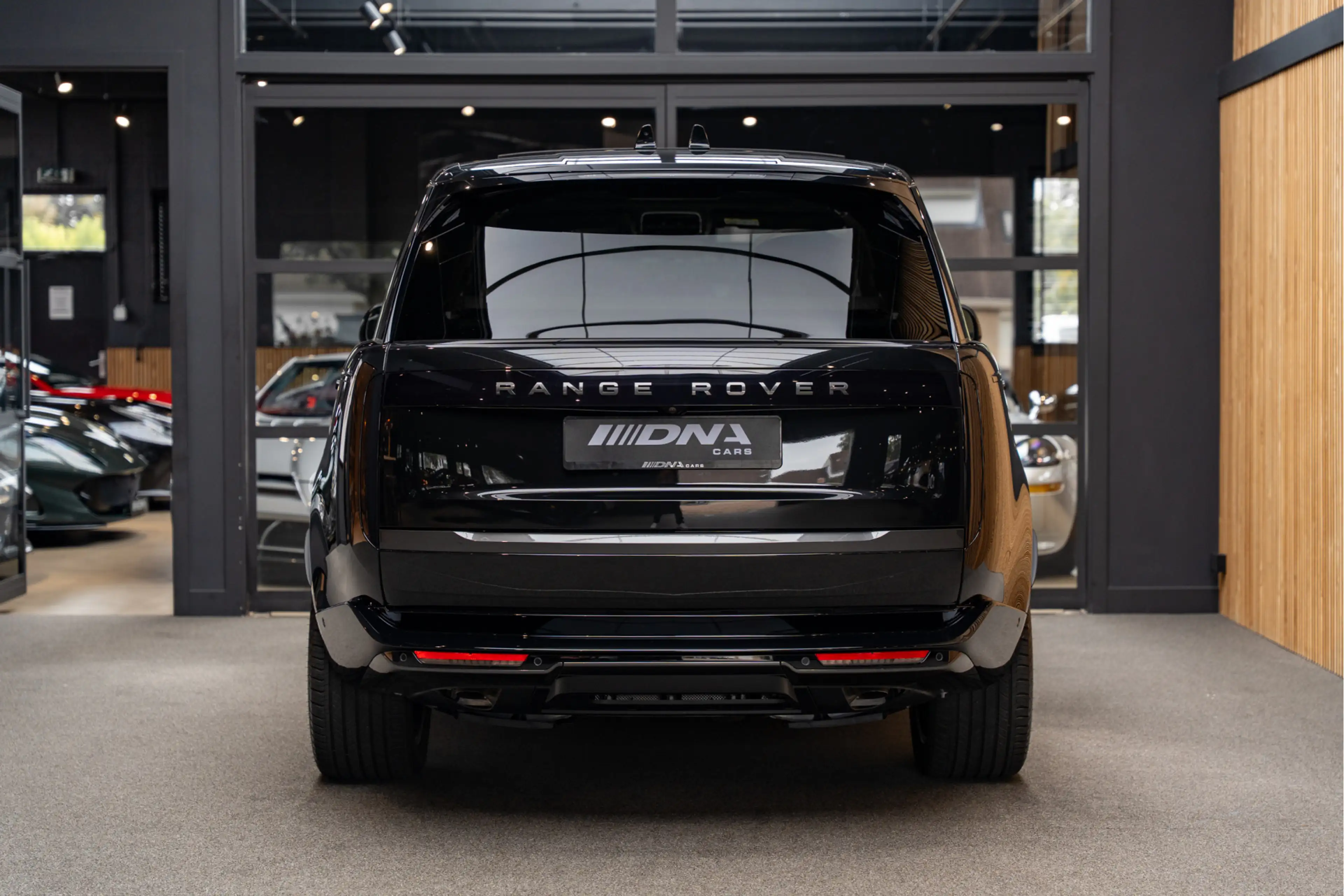 Land Rover Range Rover P550e Autobiography Koelbox Trekhaak Comfortseats — photo 4