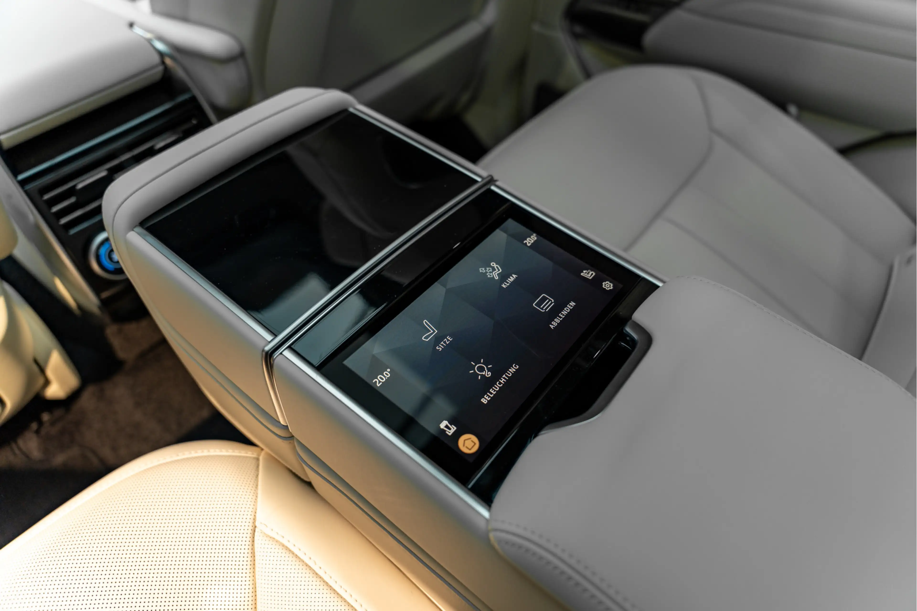 Land Rover Range Rover P550e Autobiography Koelbox Trekhaak Comfortseats — photo 47