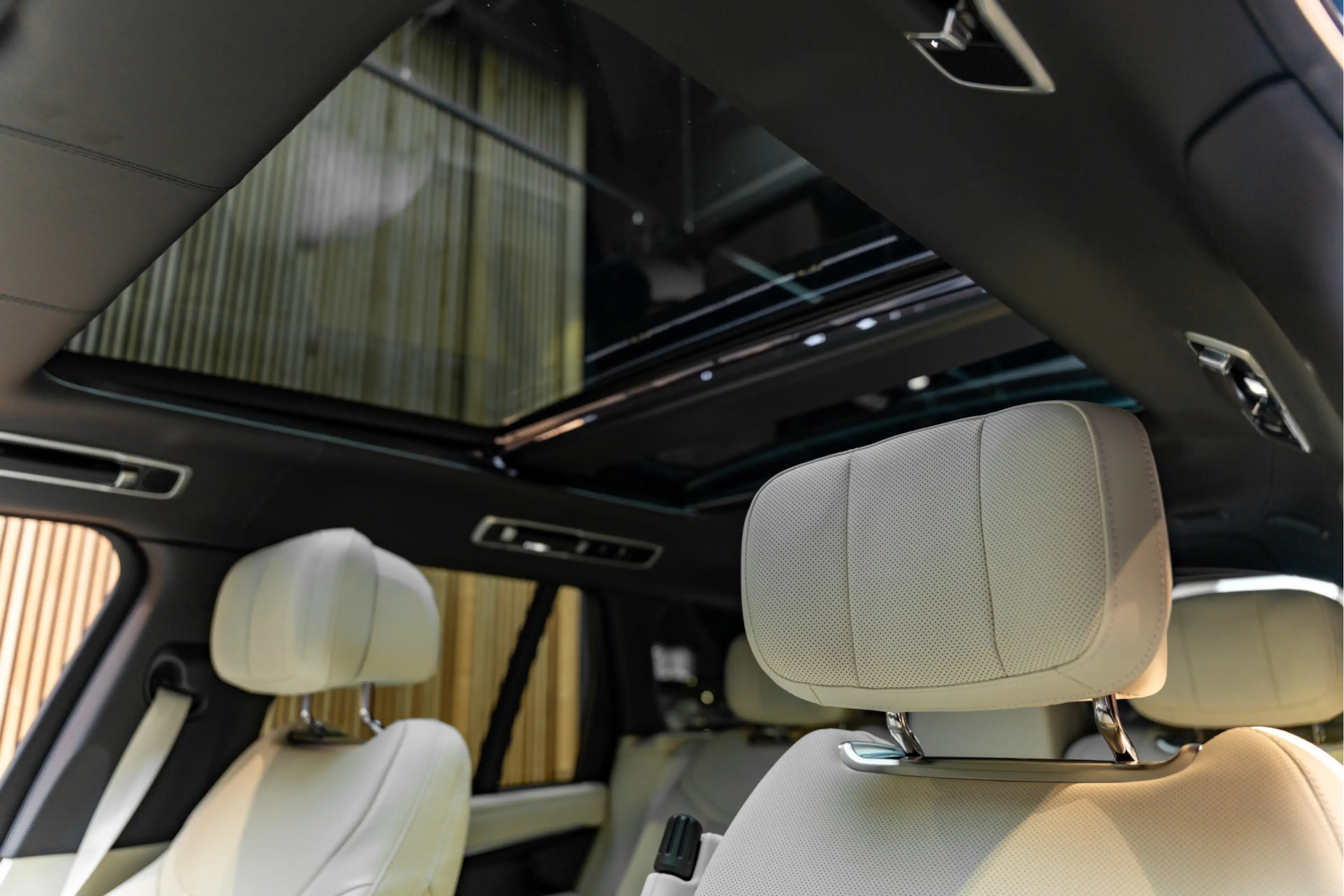 Land Rover Range Rover P550e Autobiography Koelbox Trekhaak Comfortseats — photo 46