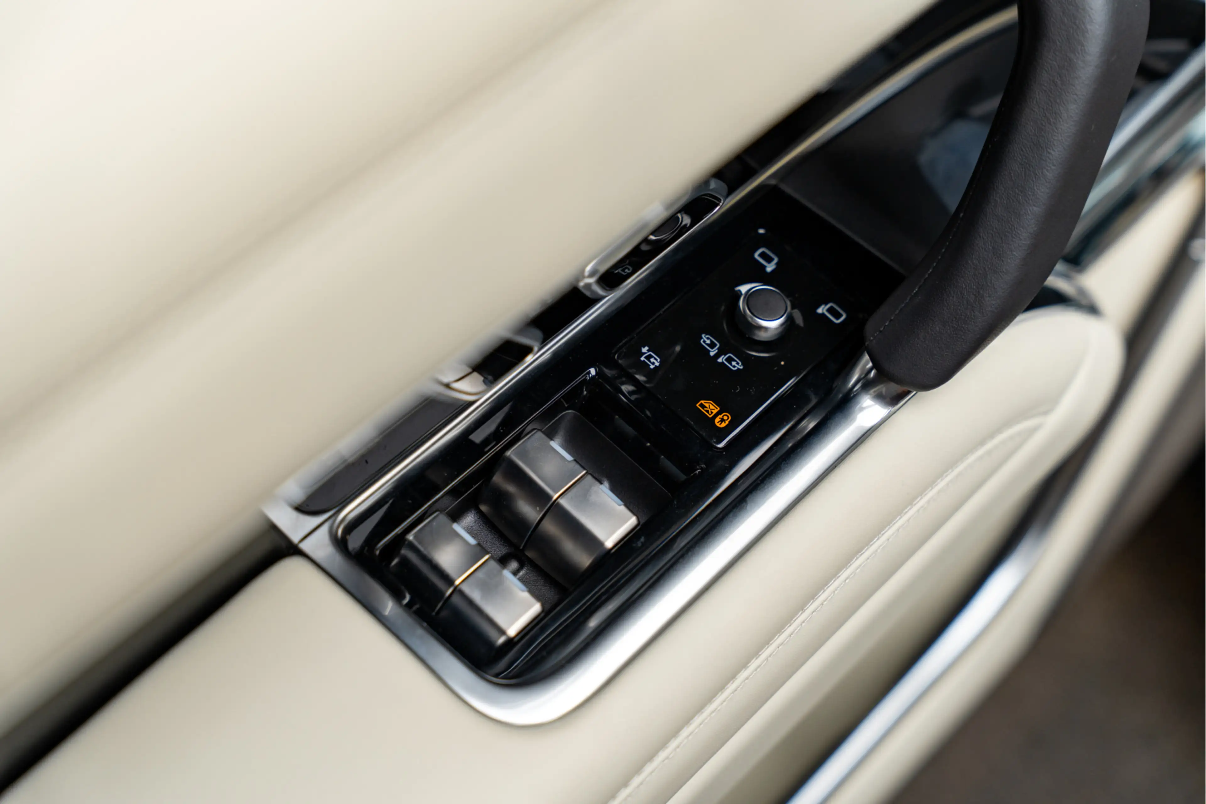 Land Rover Range Rover P550e Autobiography Koelbox Trekhaak Comfortseats — photo 27