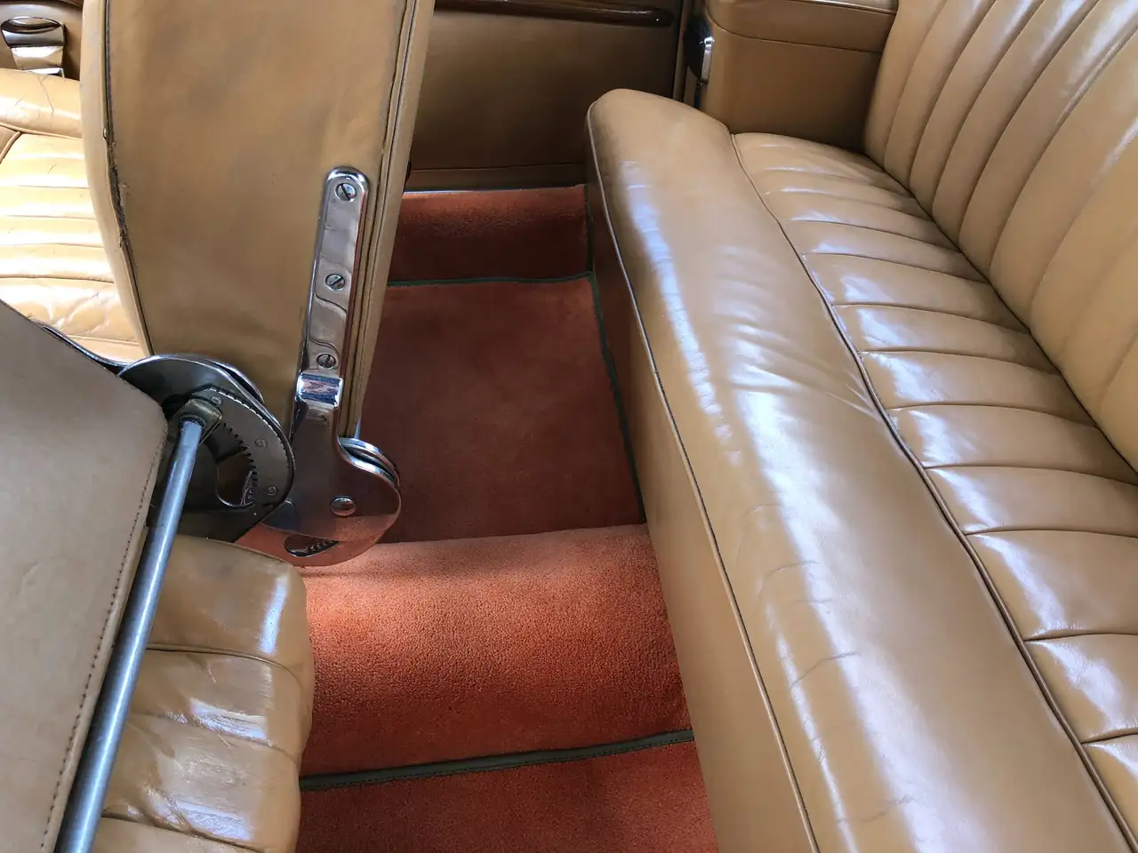 Mercedes-Benz 220 Ponton, foto 11