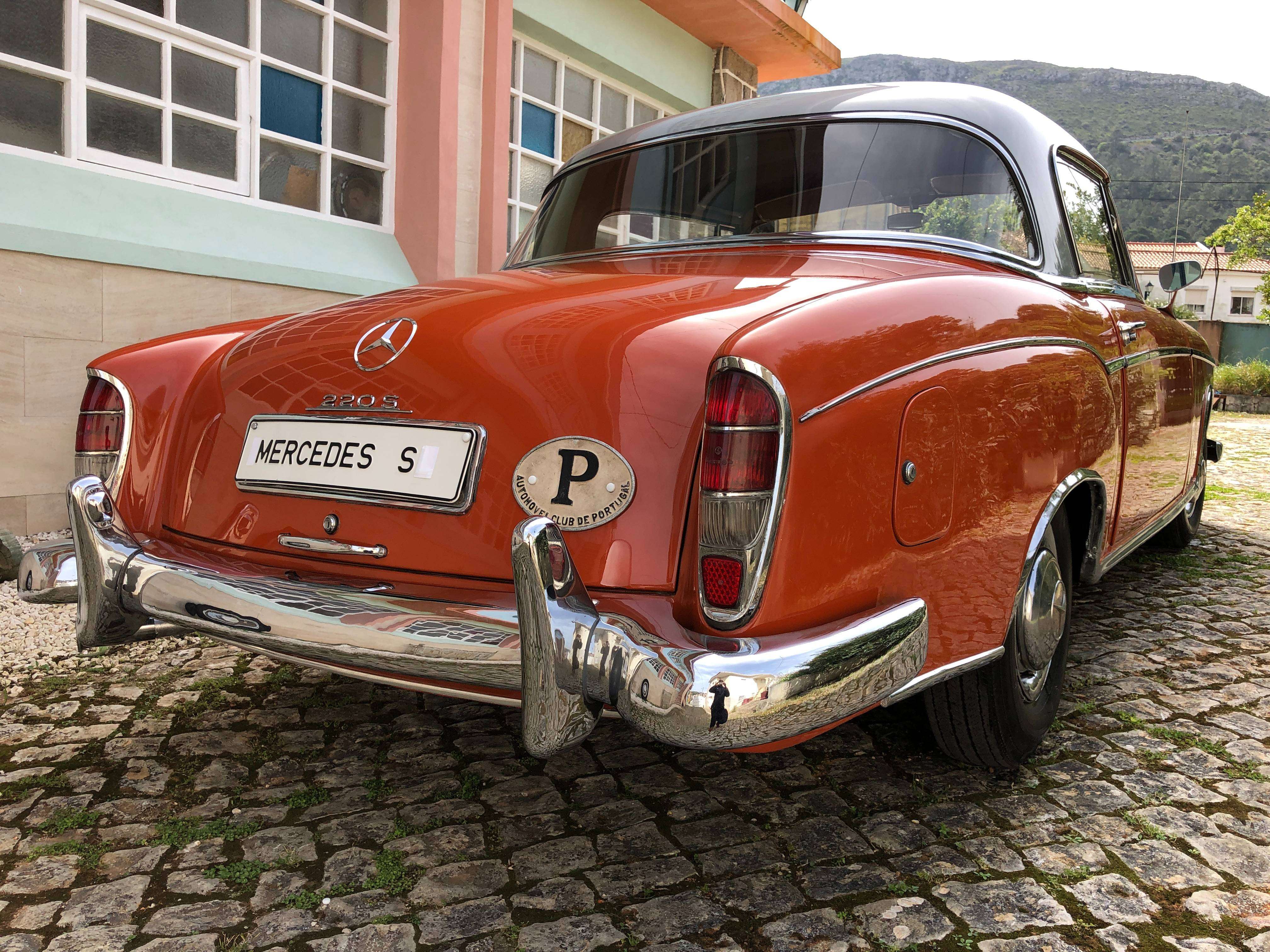 Mercedes-Benz 220 Ponton - foto 1