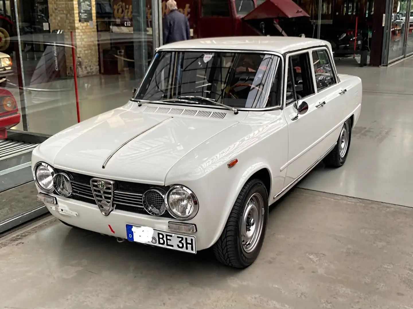 Alfa Romeo Giulia Super hist. Rallye-Tourenwagen Білий - 2