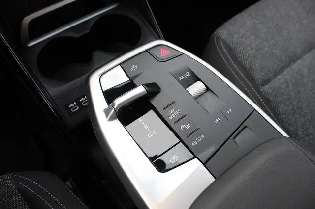 BMW 2 Series view 12