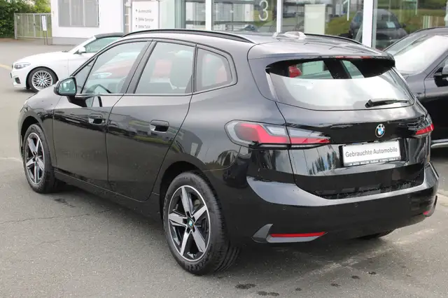 BMW 2 Series view 5