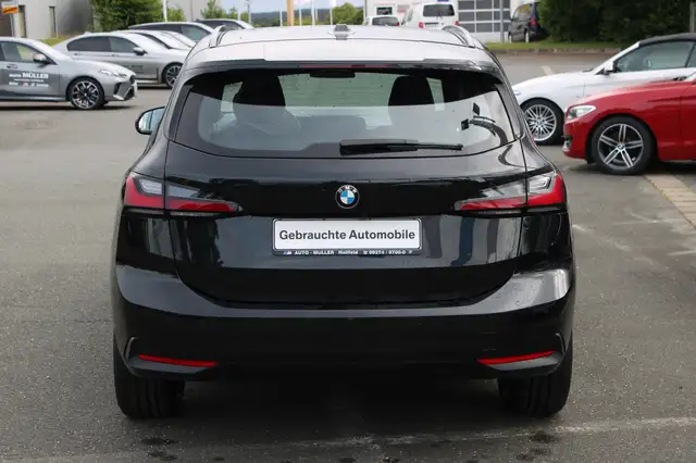 BMW 2 Series view 6