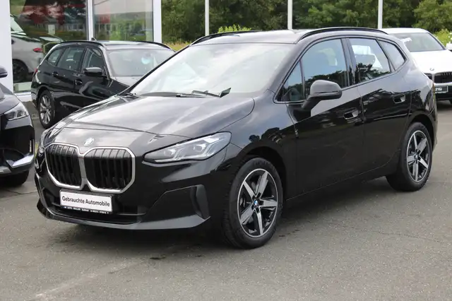 BMW 2 Series view 2