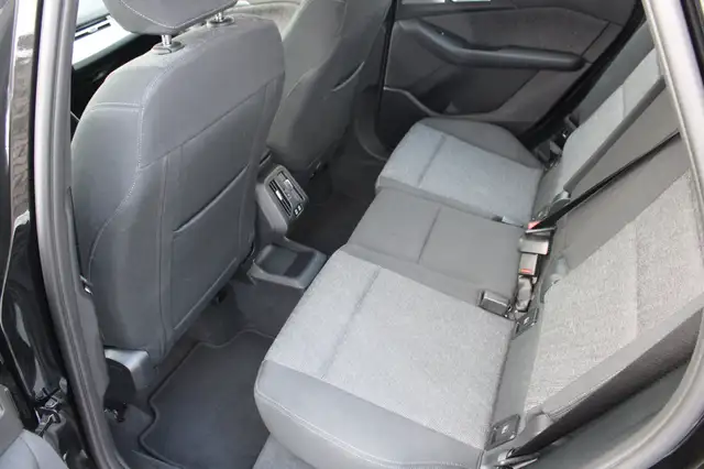 BMW 2 Series view 15