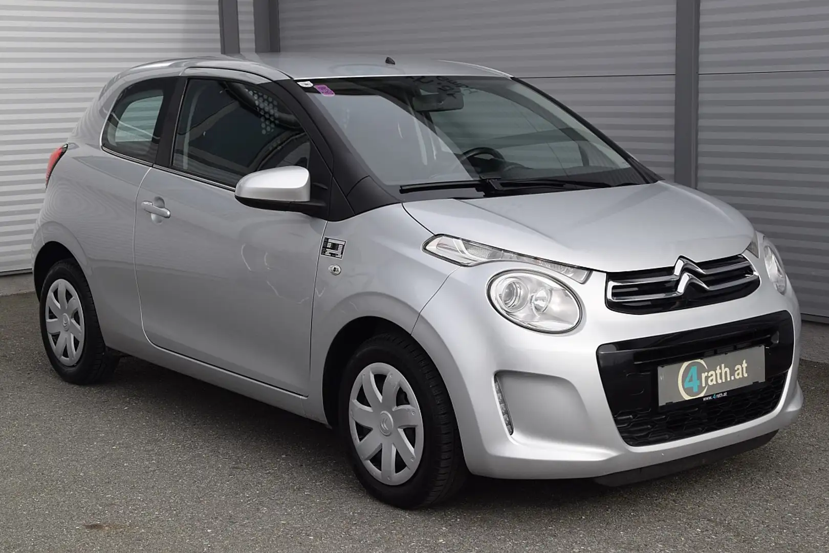 Citroen C1 PureTech 82 Shine / NETTO: 5.400 €  Grau - 2