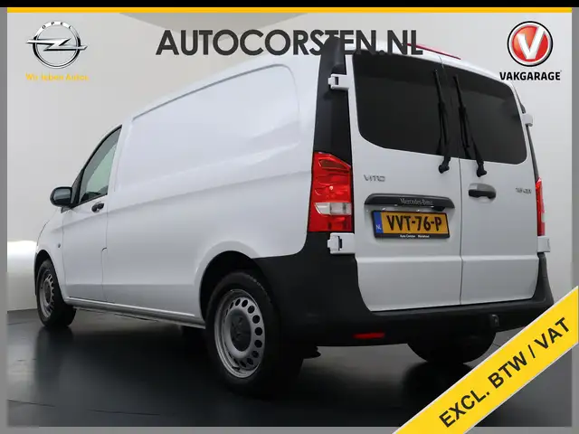 Mercedes-Benz Vito view 2