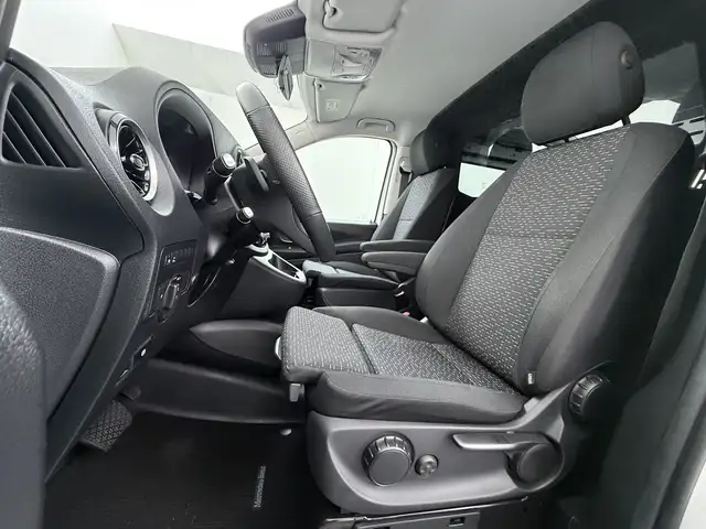 Mercedes-Benz Vito view 9