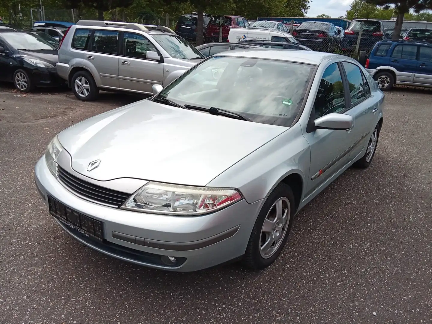 Renault Laguna 1.6 Benzin Gris - 1