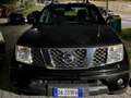 Nissan Navara Navara d.cab 2.5 dci LE 174cv Zwart - thumbnail 1