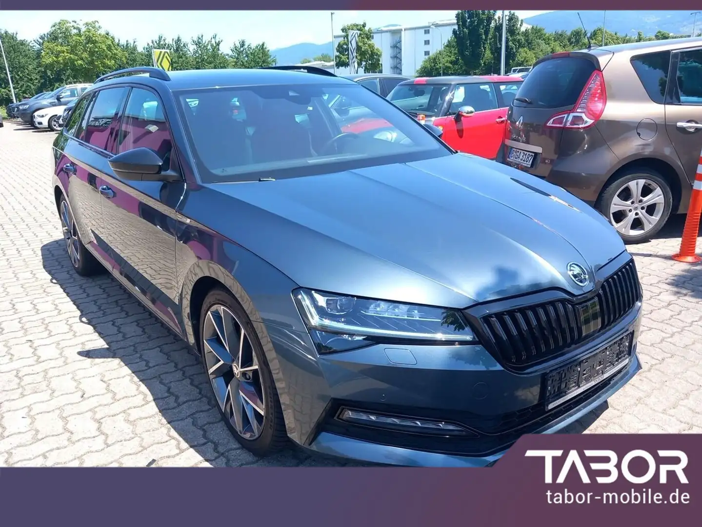 Skoda Superb Combi TDI 150 DSG Sportl Matrix Nav ACC Grau - 2