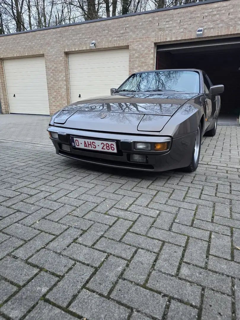 Porsche 944 gen1 - 1