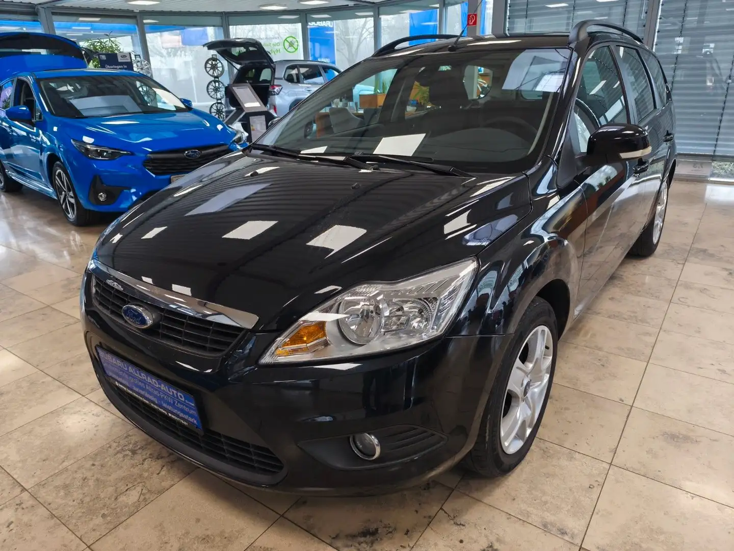 Ford Focus Turnier Style + Schwarz - 1